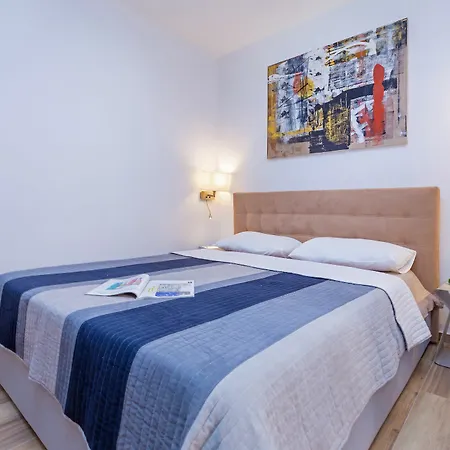 Apartment Aquarius